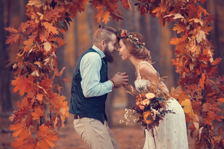 Svatební brána na podzimní svatbě