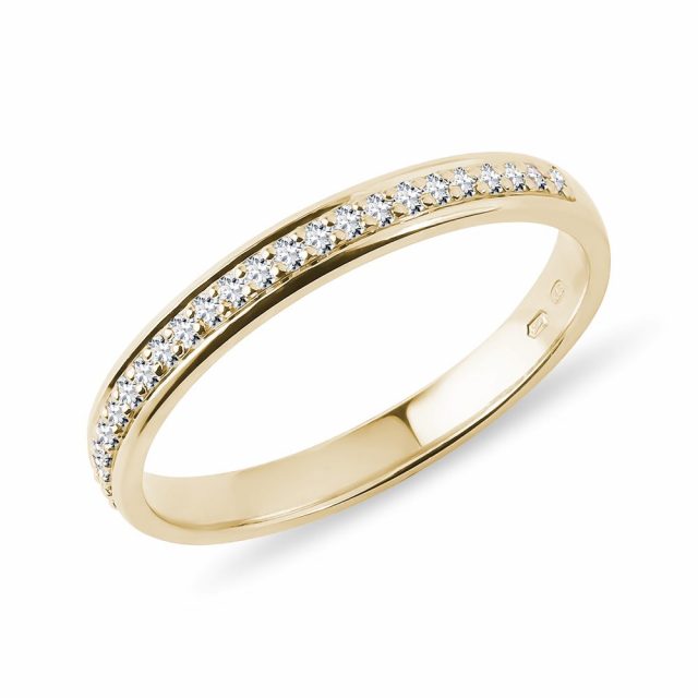 Snubní diamantový prsten ze žlutého zlata KLENOTA