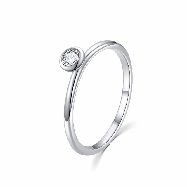 MOISS Půvabný stříbrný prsten s čirým zirkonem R00019 