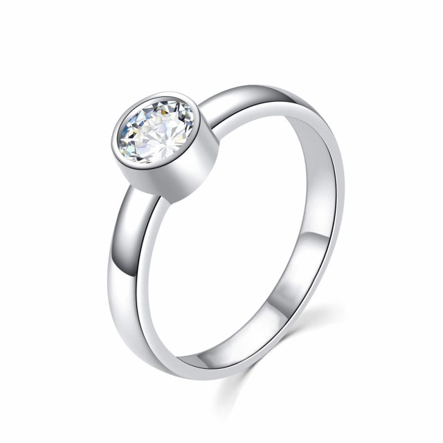 MOISS Půvabný stříbrný prsten s čirým zirkonem R00020 