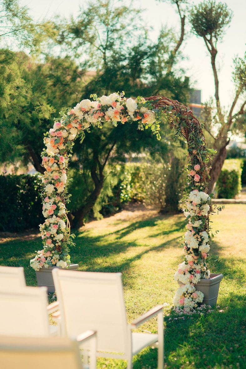 Květinová svatební brána
